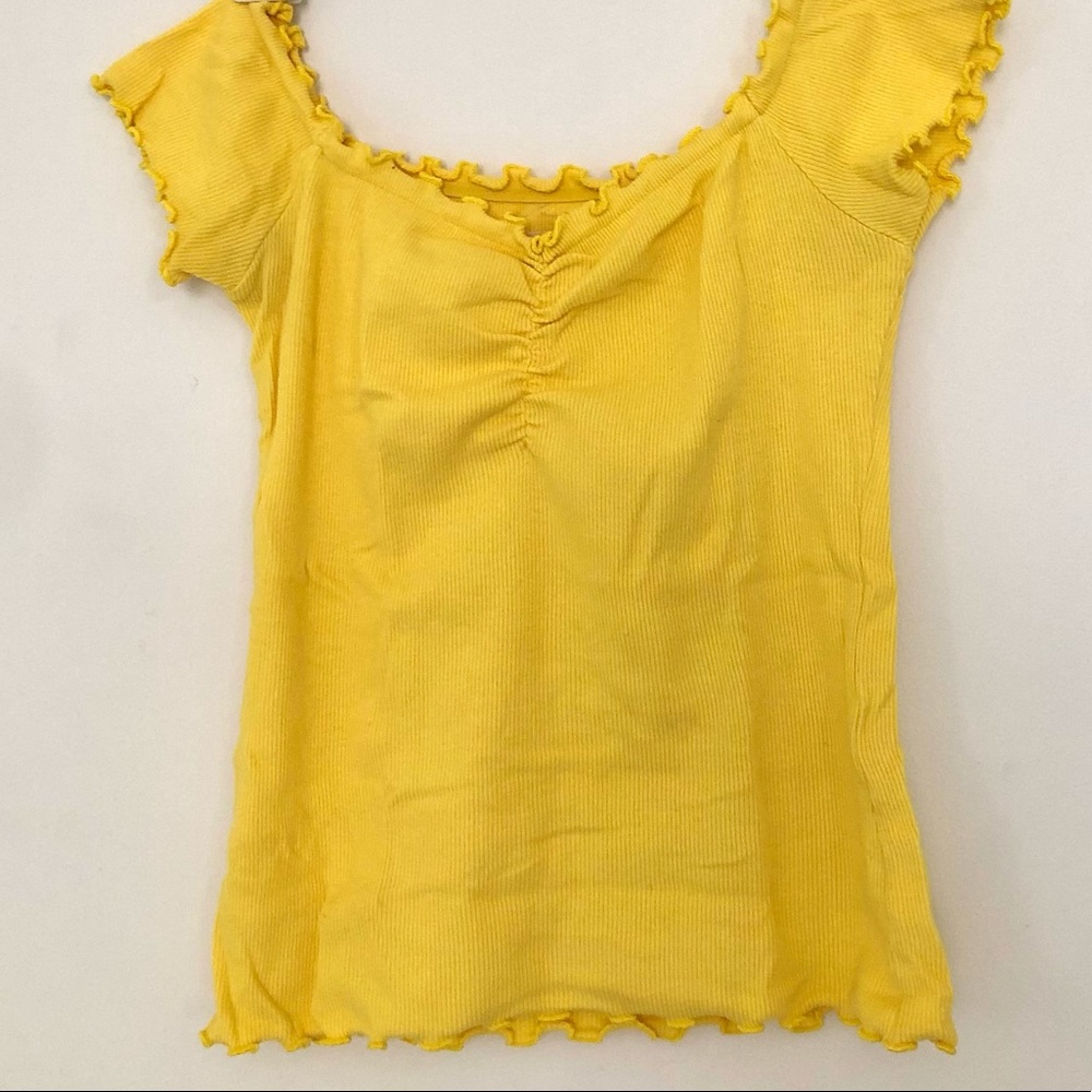 [HOLLISTER] [YELLOW] [OFF THE SHOULDER] [TOP]